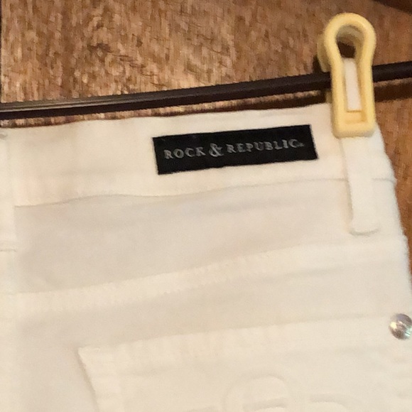 Rock & Republic white jeans - Picture 6 of 8